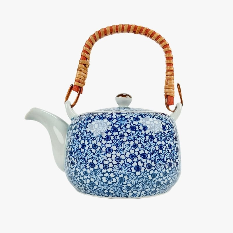 Czajniczek z japońskiej porcelany