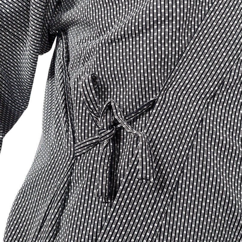 Czarny japoński samue