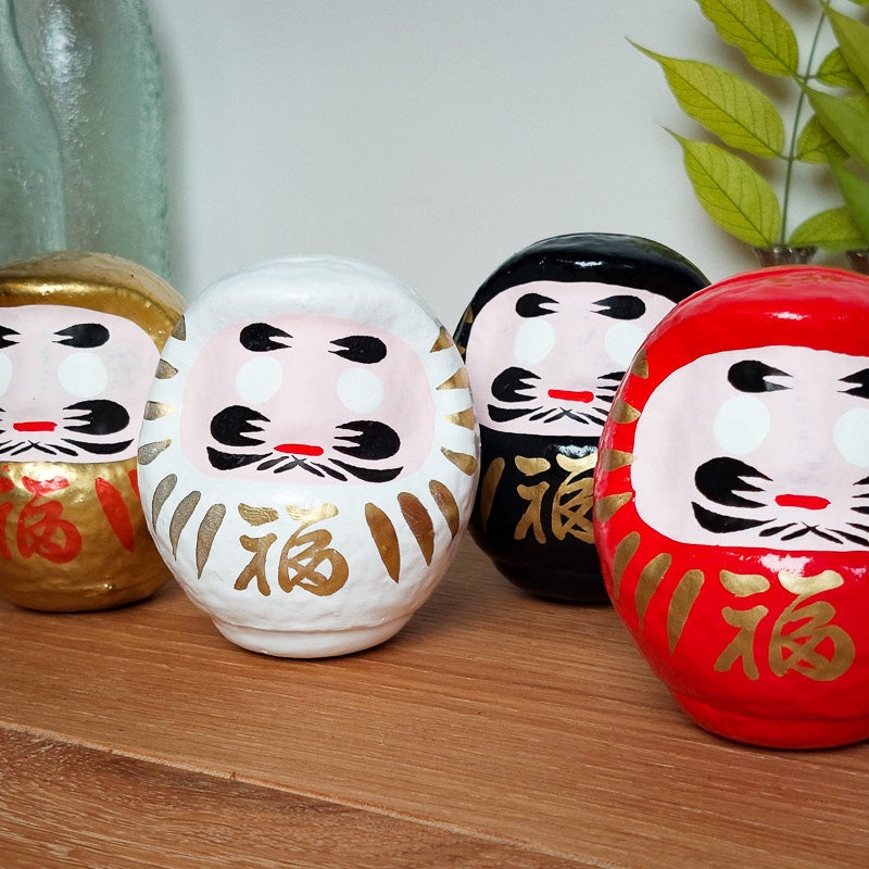 Czerwona japońska Daruma 4,5 i 9 cm