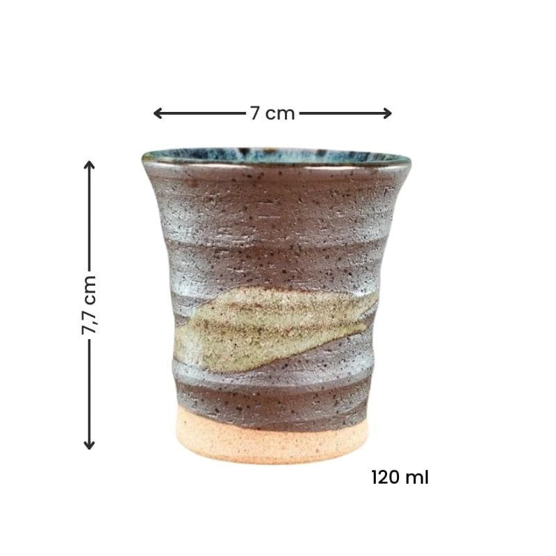 Japońska ceramiczna filiżanka do herbaty