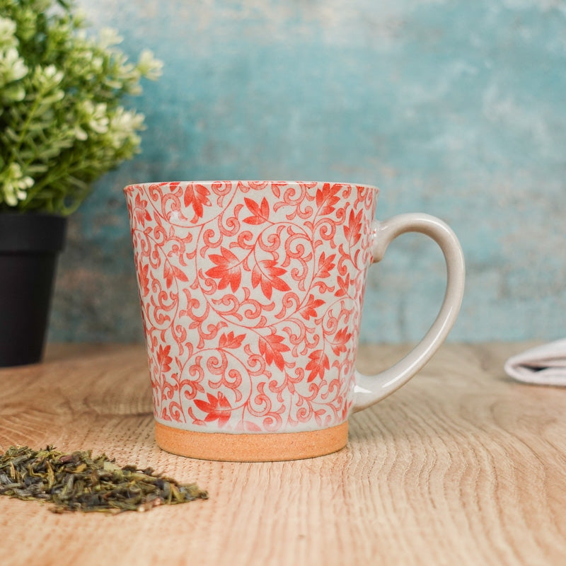 Japoński czerwony kubek ceramiczny