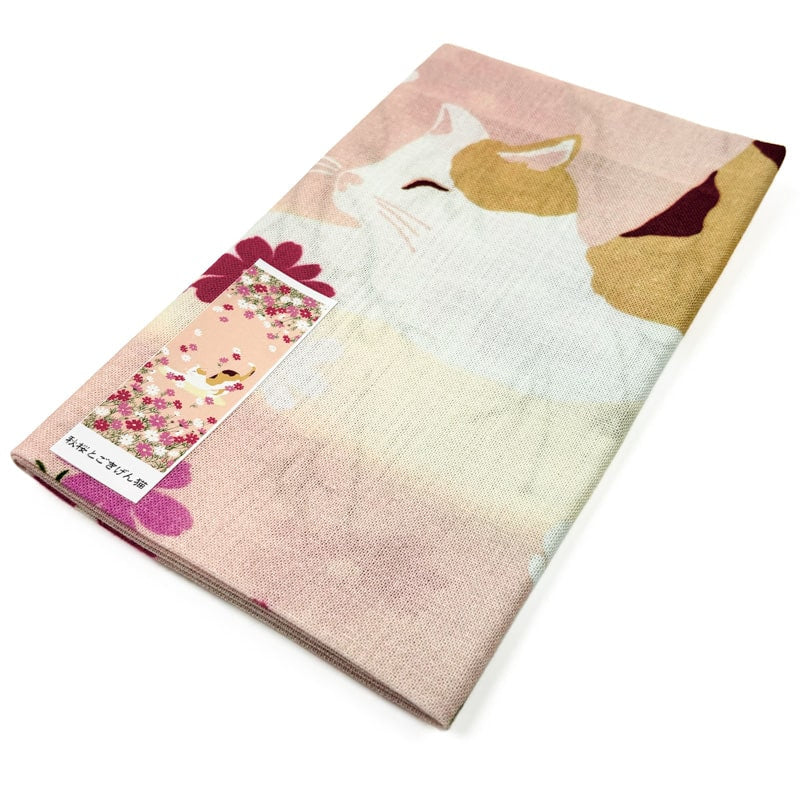 Japoński kot Tenugui i kwiaty