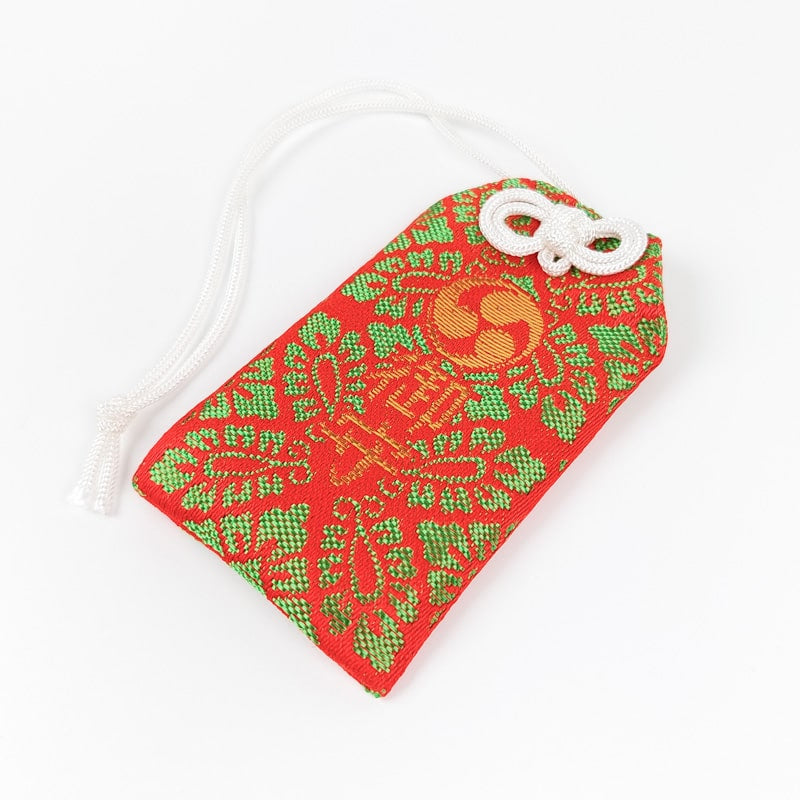 Japoński Omamori Tomoe Red