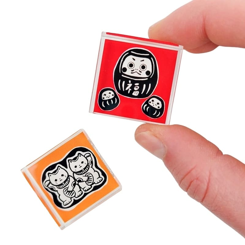 Japoński znaczek Daruma autorstwa Tomikohan
