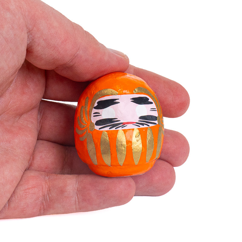 Mały Japoński Daruma 4 cm - Różne Kolory
