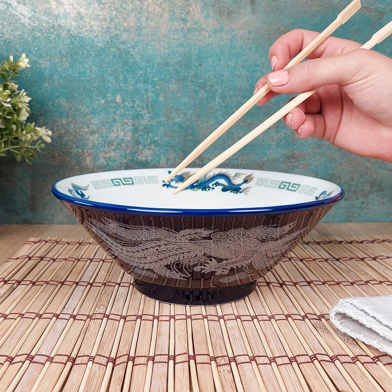 Niebieska japońska miska ramen