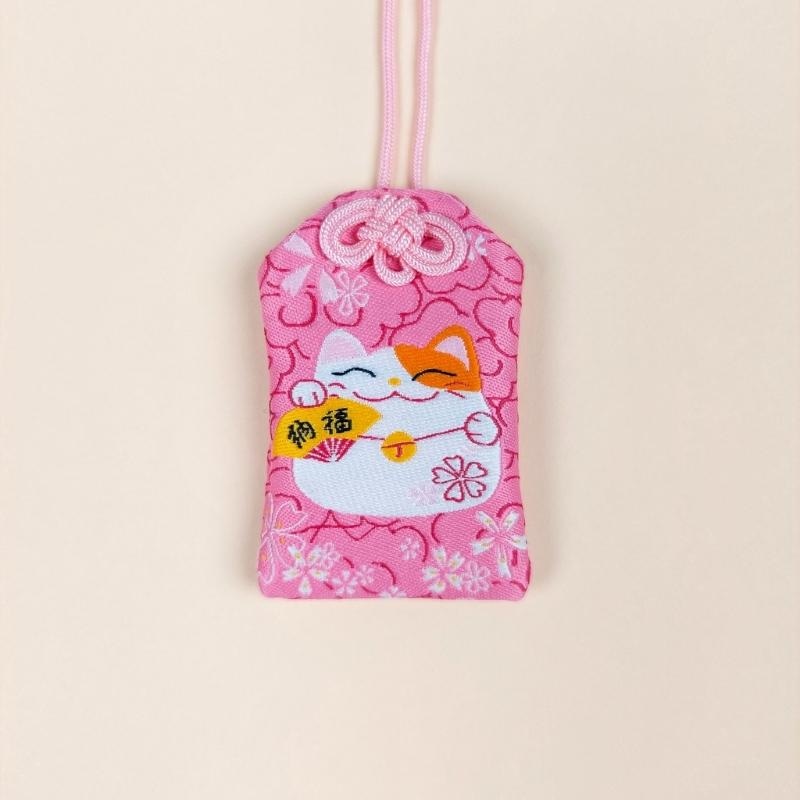Omamori Kawaii Rose Maneki Neko