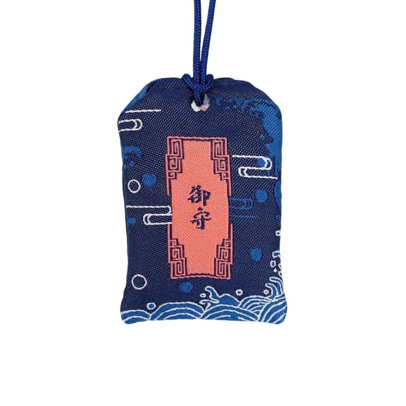 Omamori z motywem Karpia Koi