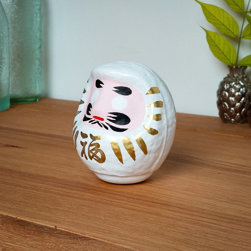 Biała japońska Daruma 4,5 i 9 cm