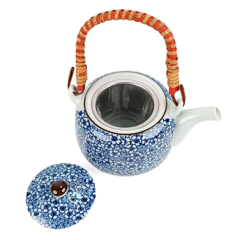 Czajniczek z japońskiej porcelany