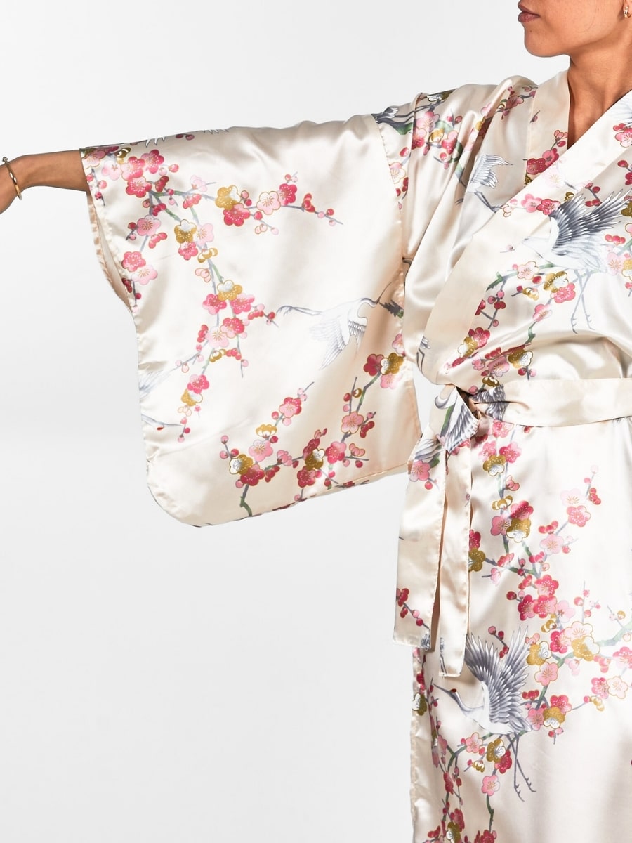 Damskie japońskie kimono Ume to Tsuru Uniwersalny rozmiar