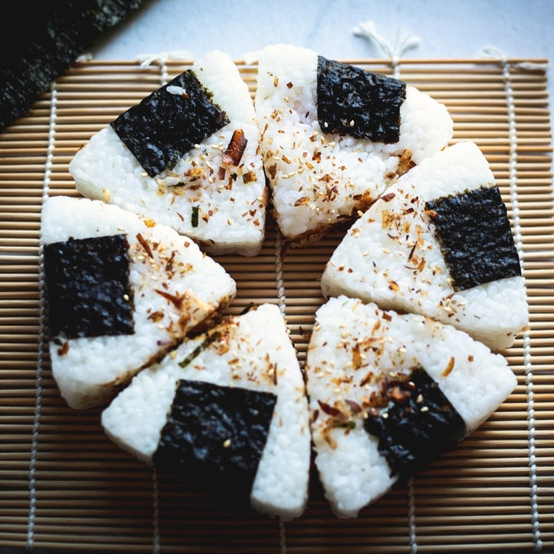 Forma do Onigiri Let’s Pop Out!