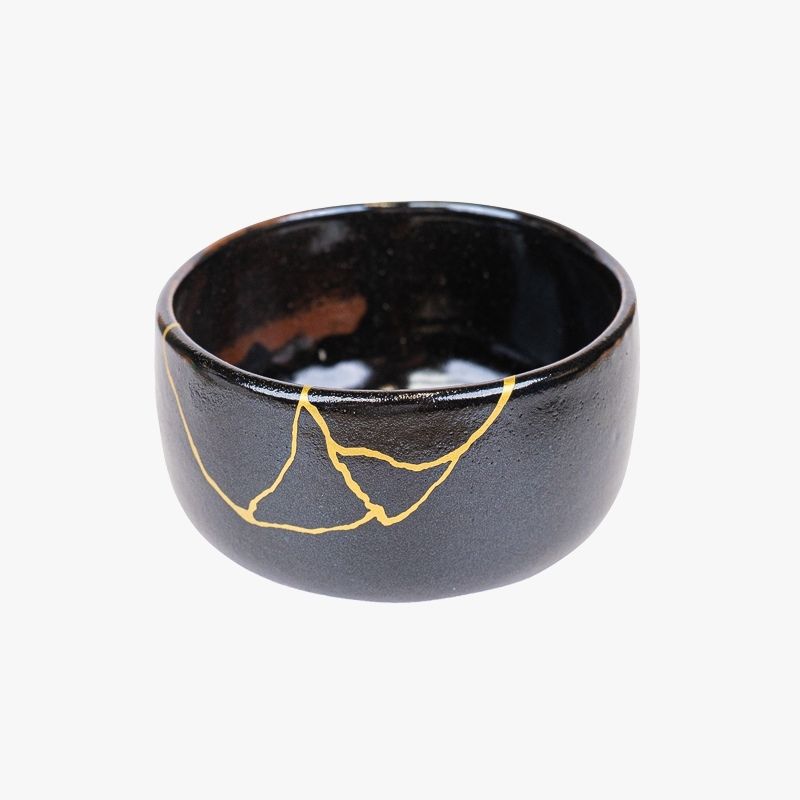 Japońska czarna miska do matchy Kintsugi