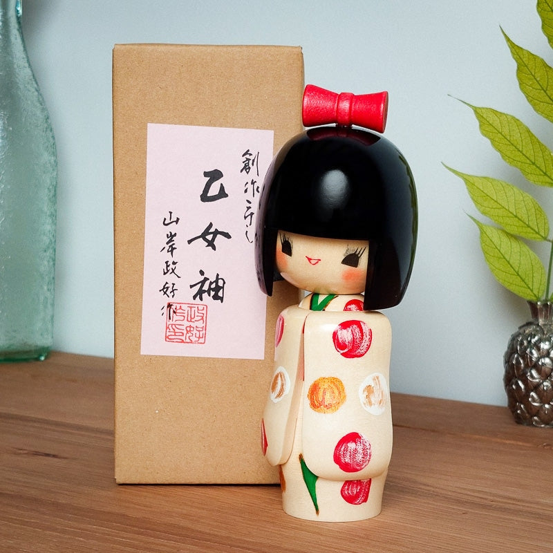 Japońska lalka Kokeshi