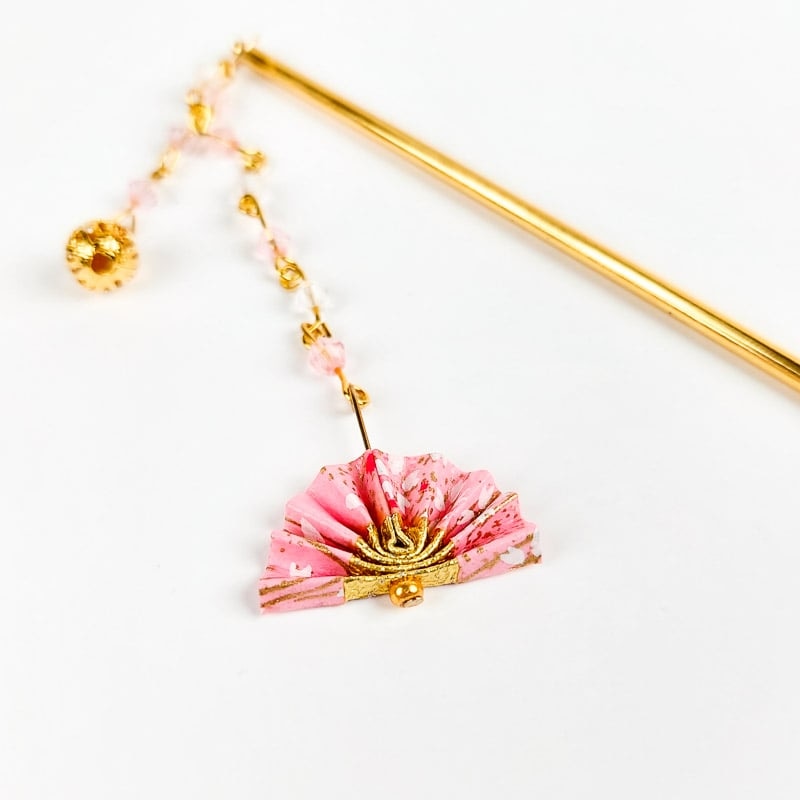 Japoński różowy wachlarz Kanzashi