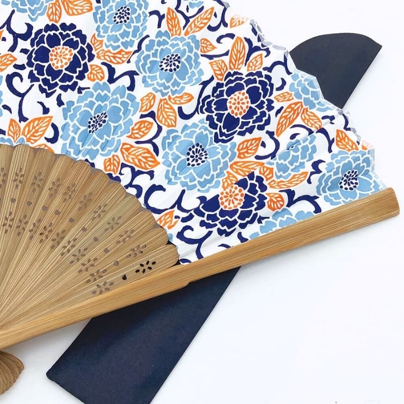 Japoński wachlarz Yuzen Botan Blue
