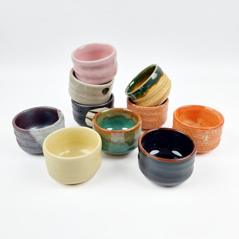 Japońskie ceramiczne kieliszki do sake