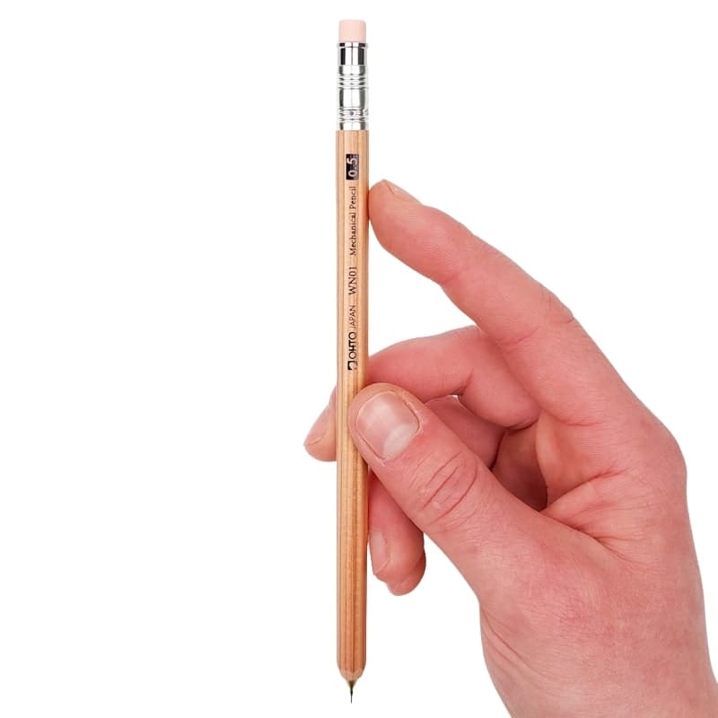 Ołówek mechaniczny OHTO 0,5 mm z naturalnego drewna